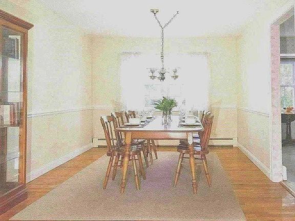 4th image of 26 Eklund Blvd