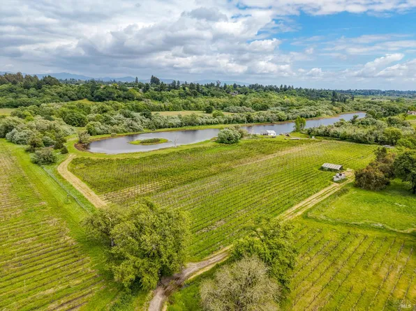 9700 Mill Station Road, Sebastopol, CA 95472