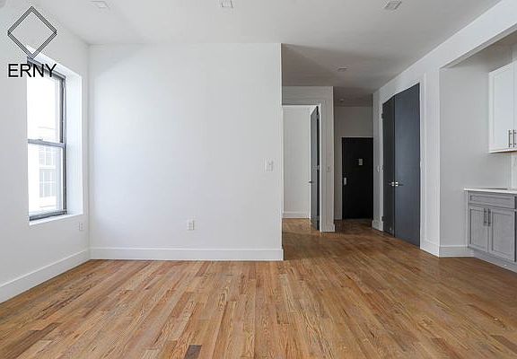 2nd image of 1608 Prospect Pl #1H