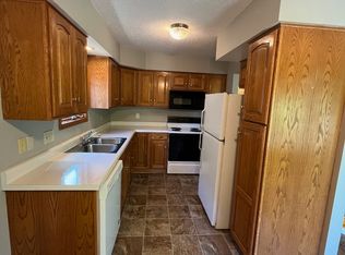 315 N 1st St APT A, Oskaloosa, IA 52577