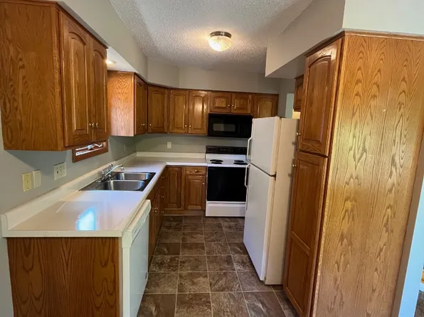 315 N 1st St APT A, Oskaloosa, IA 52577