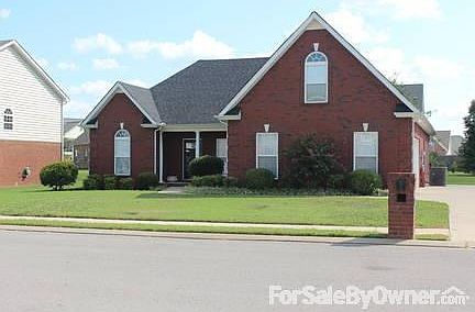 Front
						:
						Beautiful subdivision with city sidewalks throughout. Wonderful neighbors!