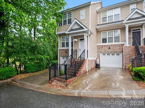 3rd image of 6450 Terrace View Ct