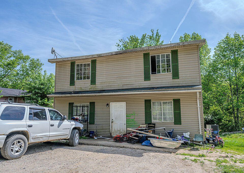 1st image of 485 Estes Rd