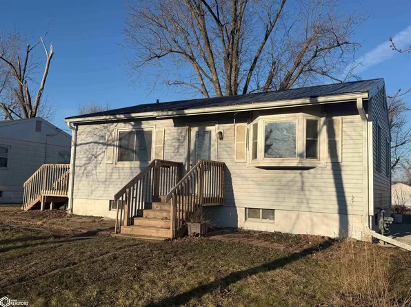 512 Sharon Ave, Marshalltown, IA 50158