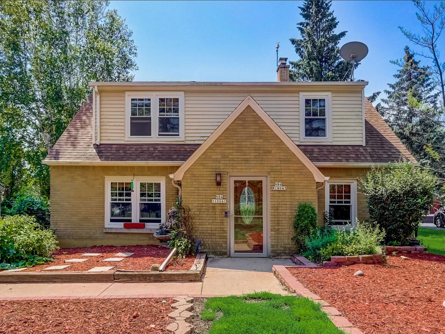 N86W18041 Main St, Menomonee Falls, WI 53051 Zillow
