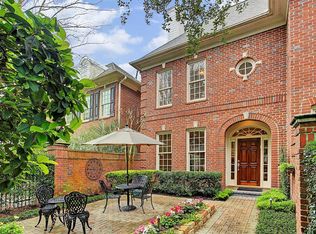3378 Maroneal St, Houston, TX 77025
