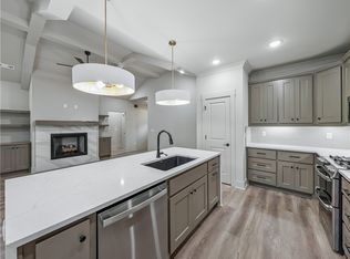 11 Penwith Ln, Bella Vista, AR 72715