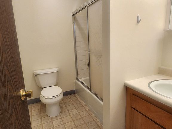 5th image of 1606 S 19th Ave Unit 121