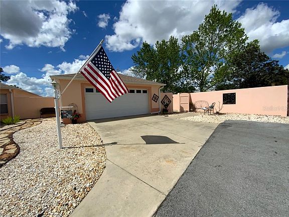 2nd image of 1522 Aalto Pl