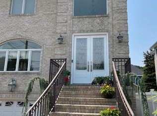 438 College Ave, Staten Island, NY 10314