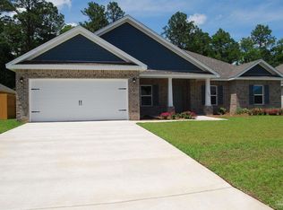 7767 Piper Cir, Milton, FL 32583