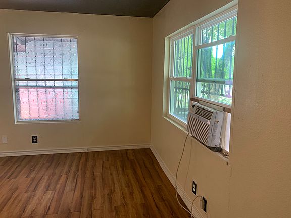 4th image of 374 N San Ignacio Ave #1