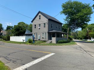 73-75 W Parish Rd, Westport, CT 06880