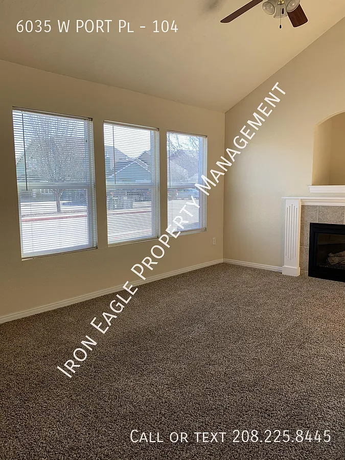 2 bed, 975 sqft, $1,425 — Photo 3