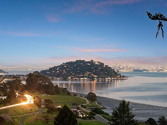 2nd image of 5 Warrens Way