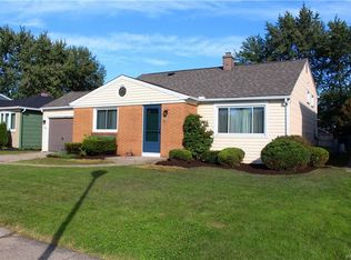 31 Bahama Ln, Buffalo, NY 14225