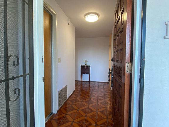 3rd image of 1628 Diel Dr