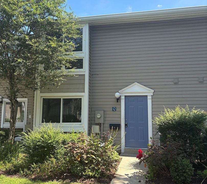 1st image of 290Q Hilltop Ln