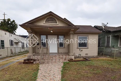 1873 W 38th Pl Photo 1