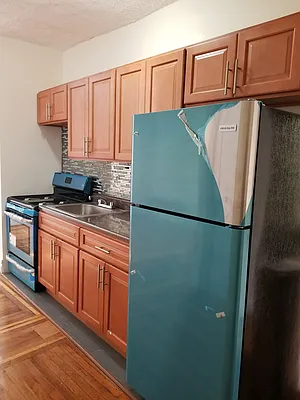 Rented by New York Residence | media 11