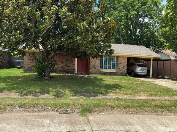5912 Larkspur Dr, Alexandria, LA 71303