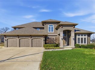 1729 NE Woodland Shores Ct, Lees Summit, MO 64086