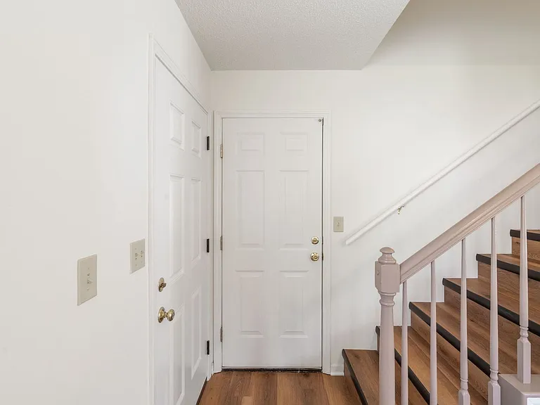 4410-4412 Cheryl Ct. — Photo 18