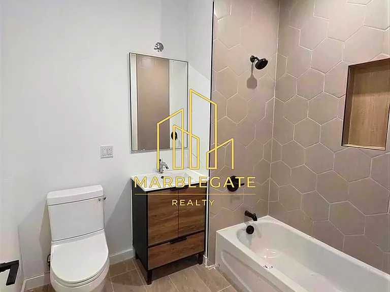 74 Webster St #44C — Photo 7