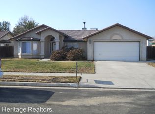 271 Riviera Dr, Lemoore, CA 93245