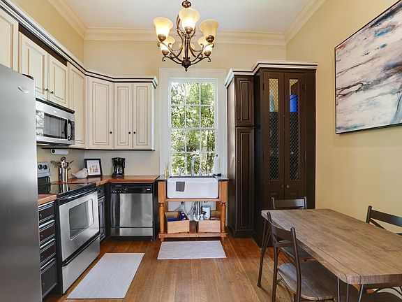 3rd image of 1616 Washington Ave #A