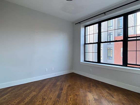 4th image of 35 Claver Pl APT 4G