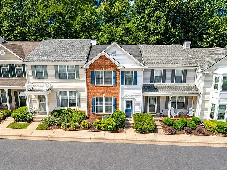 1745 Kilmington Ct — Photo 30