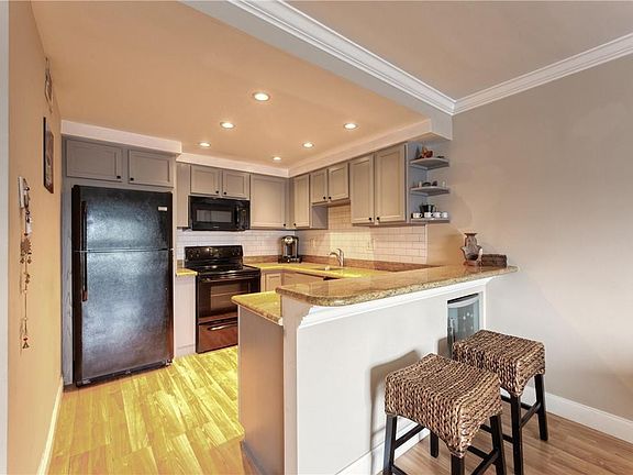 5th image of 2900 NE 30th Street #4-I
