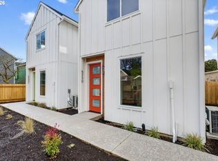 5232 SE Knapp St, Portland, OR 97206