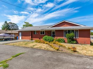 531 SE Quaker St, Oak Harbor, WA 98277