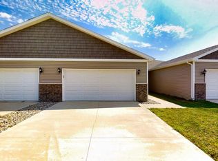 1607 Timber Wolf Ln UNIT A, Mahomet, IL 61853