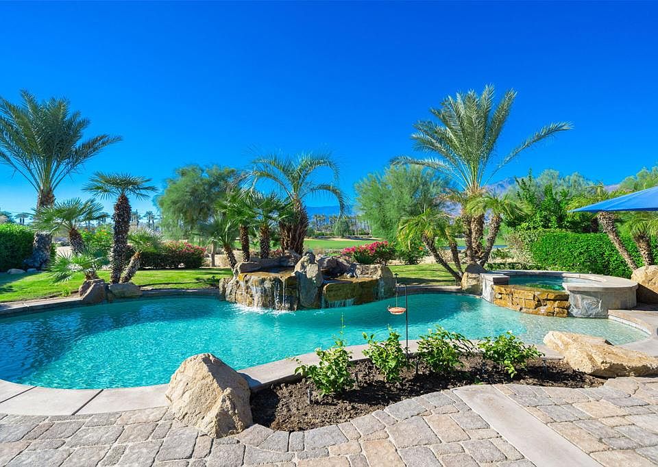 1st image of 81615 Tiburon Dr