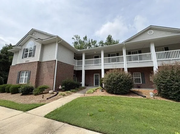 2205 Locksley Woods Dr, Greenville, NC