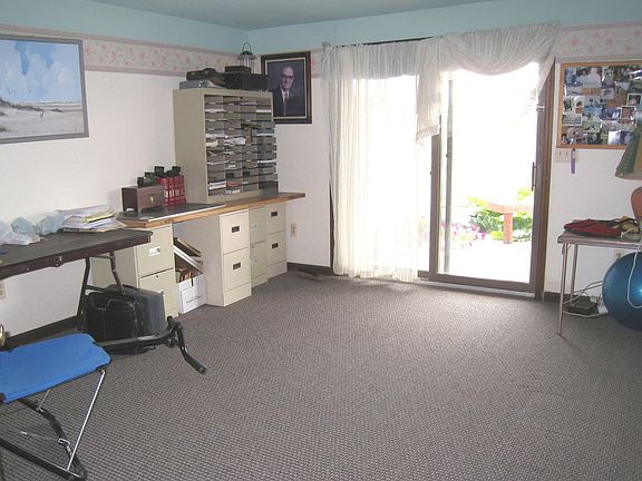 780 additional sq ft in the finished walk out basement