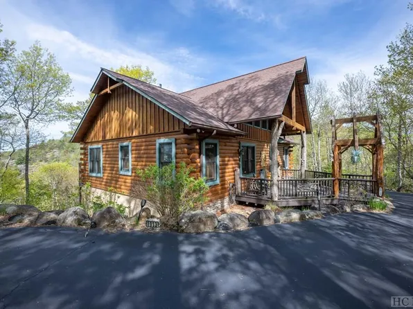 1913 Bald Rock Drive East, Sapphire, NC 28774