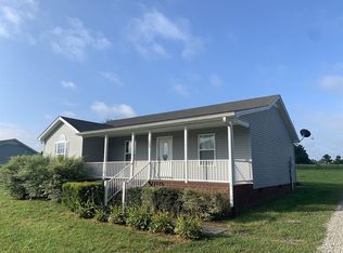 589 W Hollis Chapel Rd, Portland, TN 37148