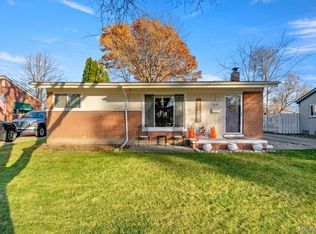 7644 N Charlesworth St, Dearborn Heights, MI 48127