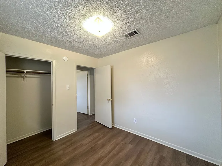 624 Sunset Ln — Photo 14