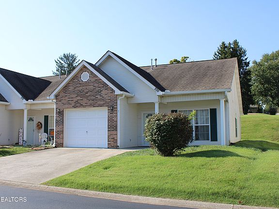 2nd image of 200 Willington Pl