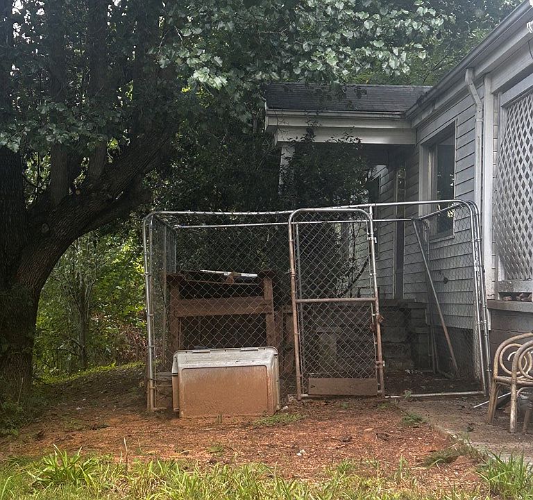 2nd image of 340 Toot Hollow Rd