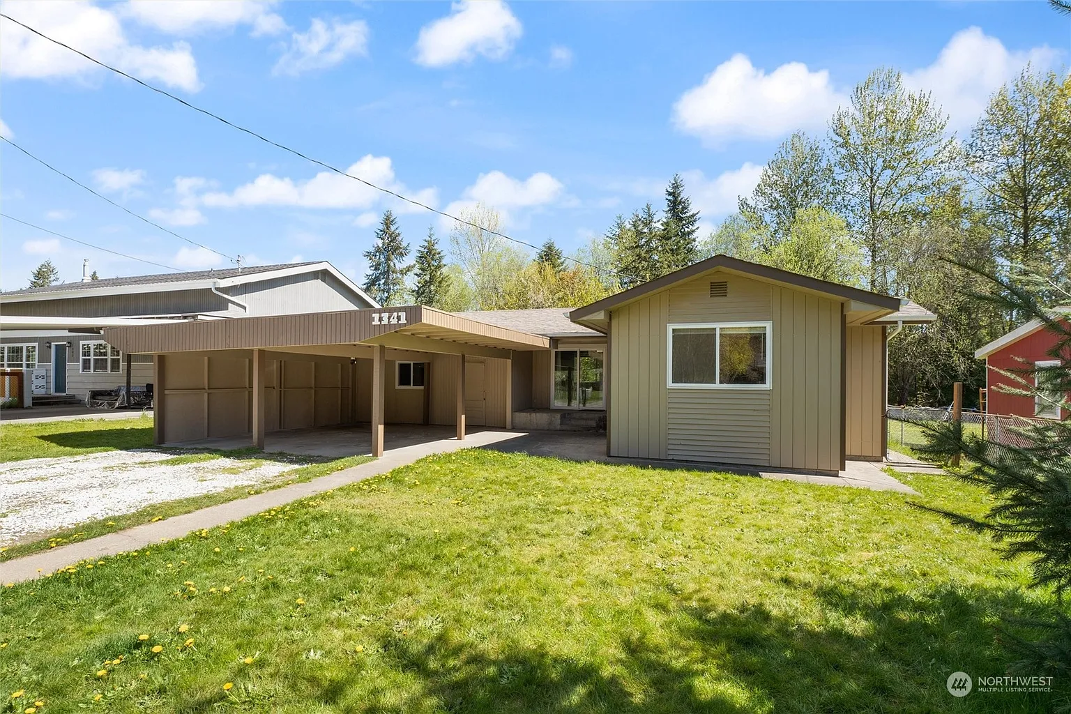 1341 Baby Doll Road SE photo 1