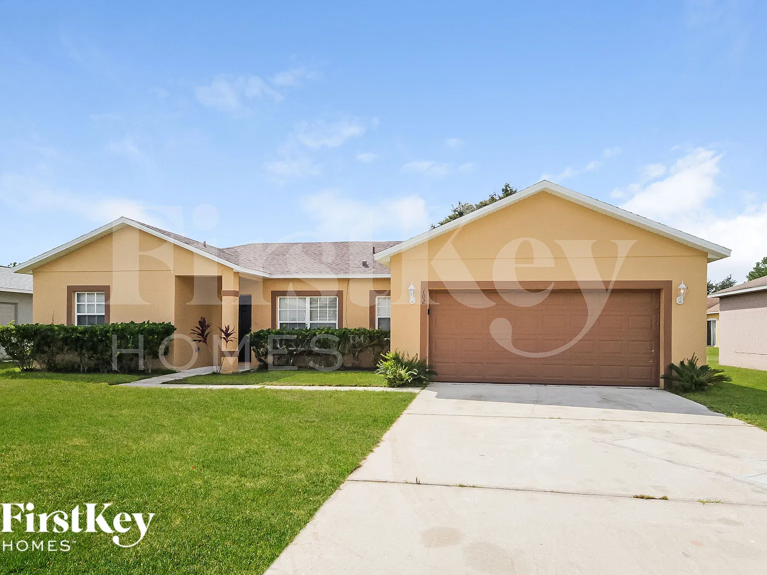 3 bed, 2.0 bath, 1630 sqft, $1,945 — Photo 2