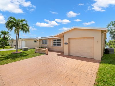 6980 NW 17th Street, Pompano Beach, FL, 33063