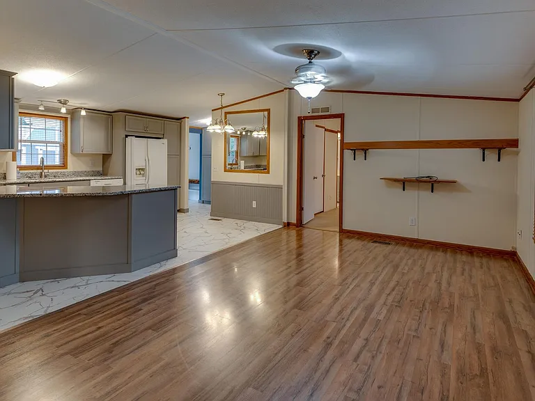 45170 Settlers Ln — Photo 3